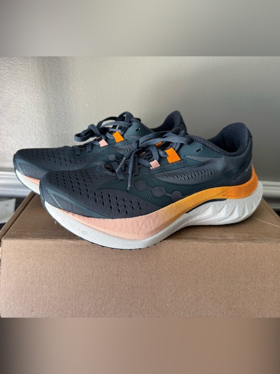 Saucony Shoes - Women’s 7.5 - Saucony Endorphin Speed 4